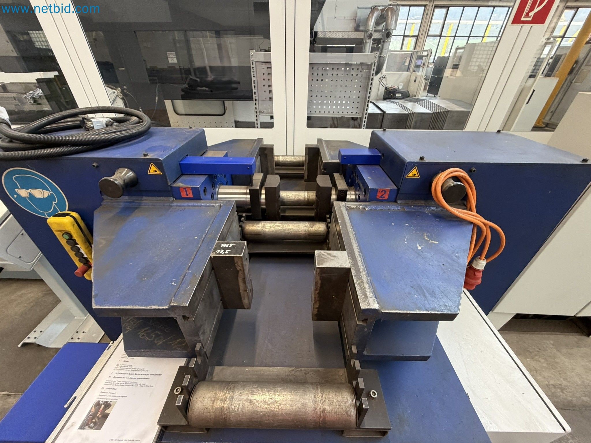 Recently overhauled hydraulic straightening press-5