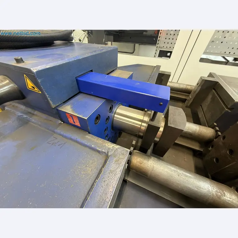 Recently overhauled hydraulic straightening press-9
