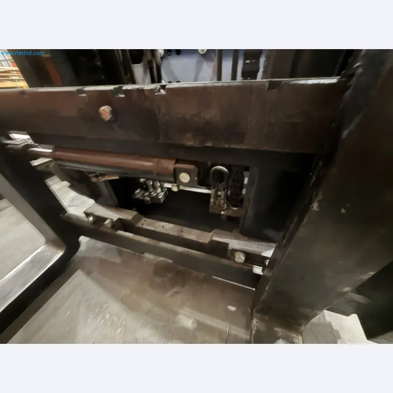 Machines for sheet metal and metalworking, laser cutting, and welding-8