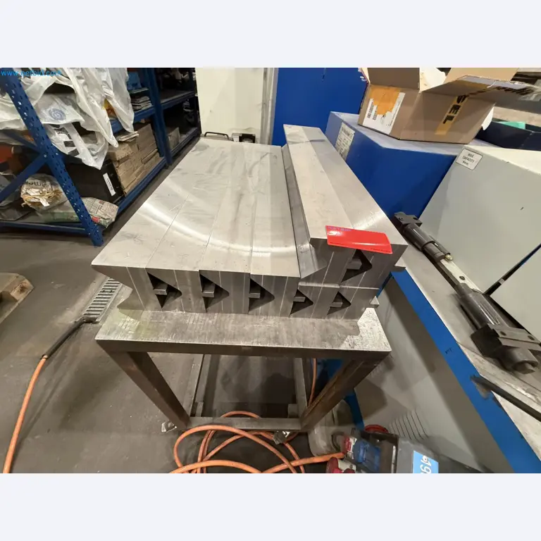 Machines for sheet metal and metalworking, laser cutting, and welding-17