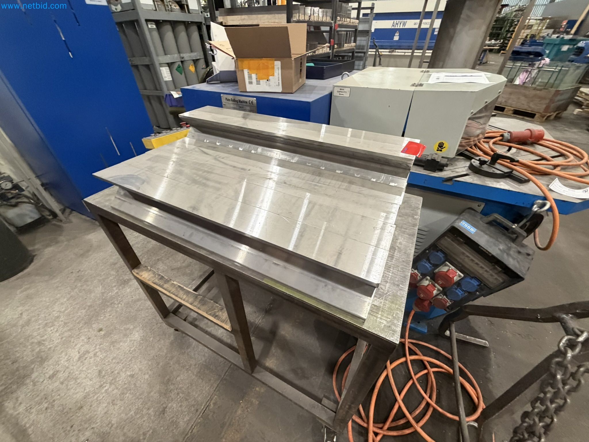 Machines for sheet metal and metalworking, laser cutting, and welding-18
