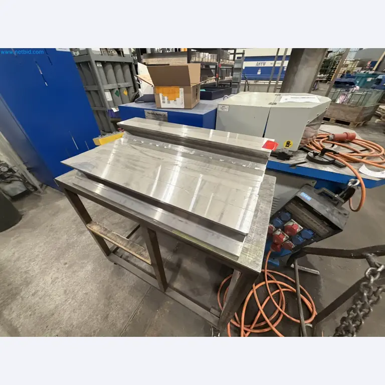 Machines for sheet metal and metalworking, laser cutting, and welding-18