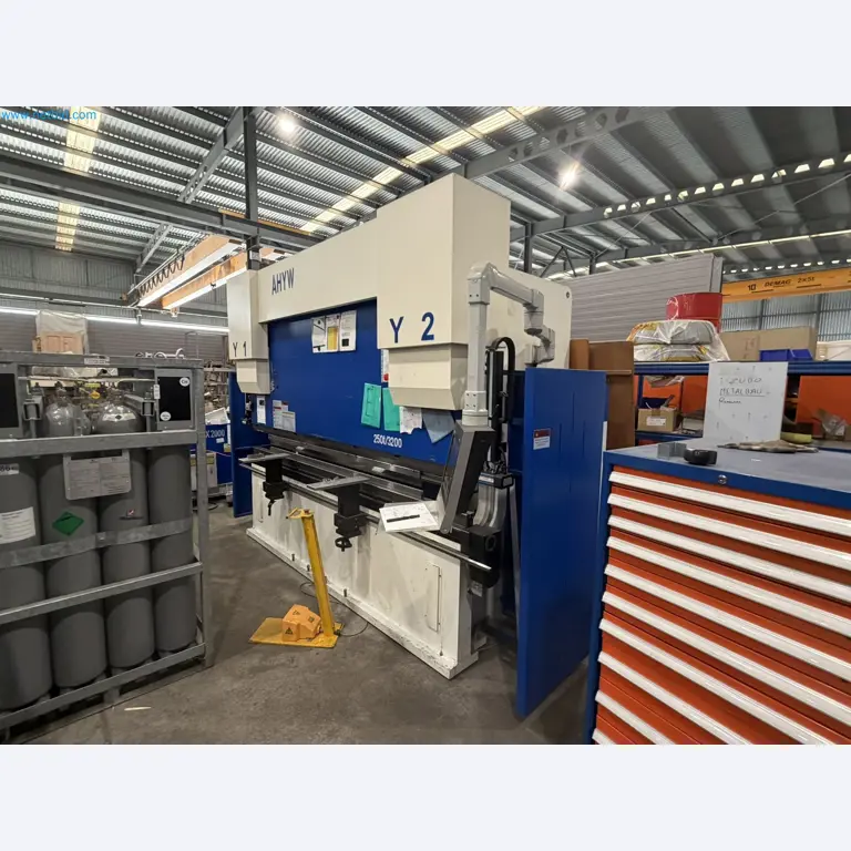 Machines for sheet metal and metalworking, laser cutting, and welding-1