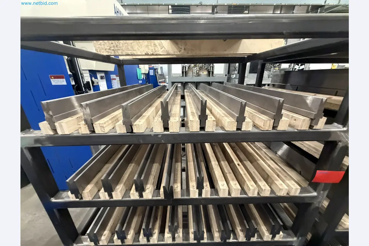 Machines for sheet metal and metalworking, laser cutting, and welding-21