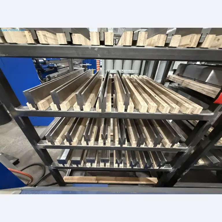 Machines for sheet metal and metalworking, laser cutting, and welding-22