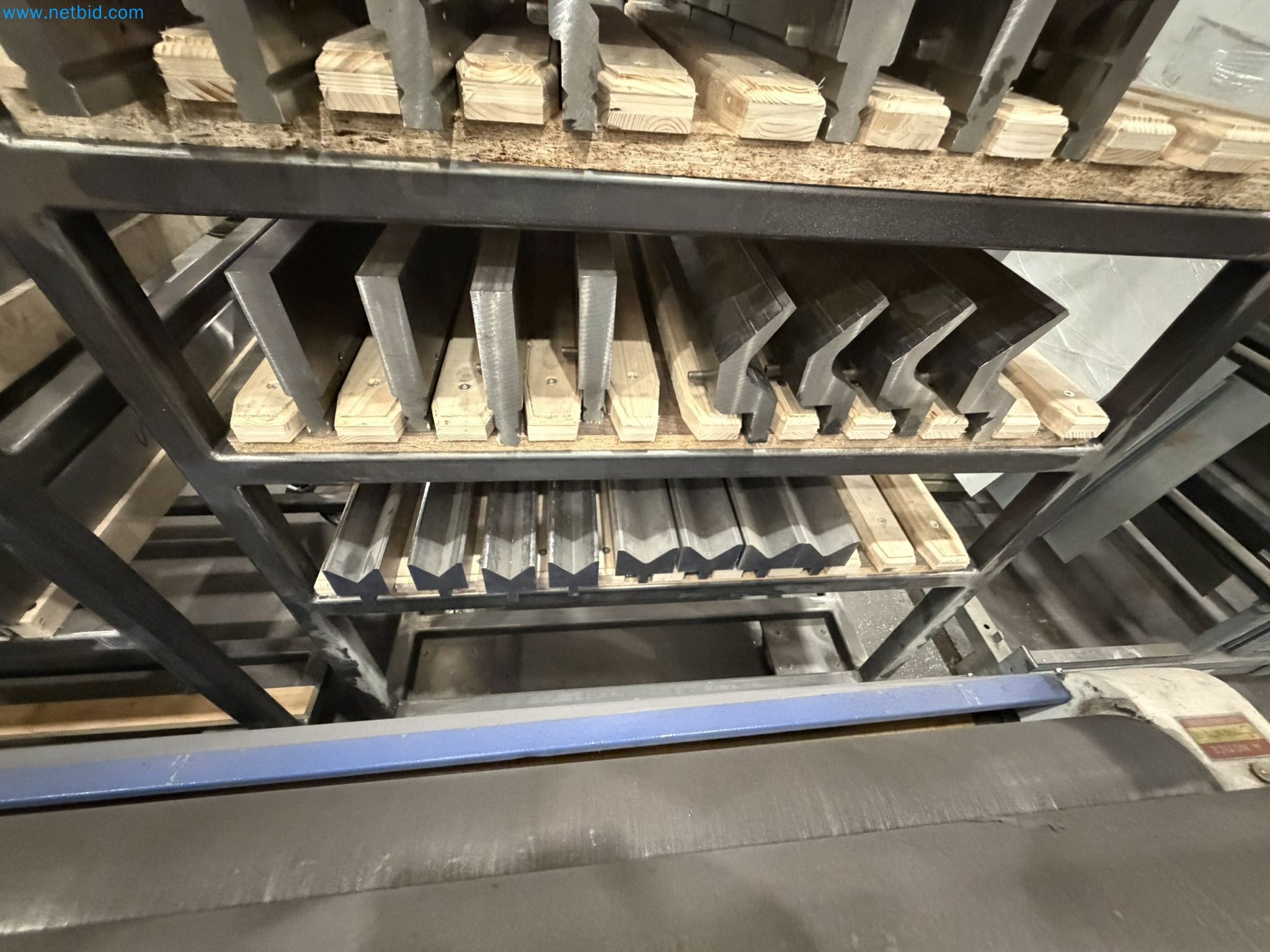Machines for sheet metal and metalworking, laser cutting, and welding-27