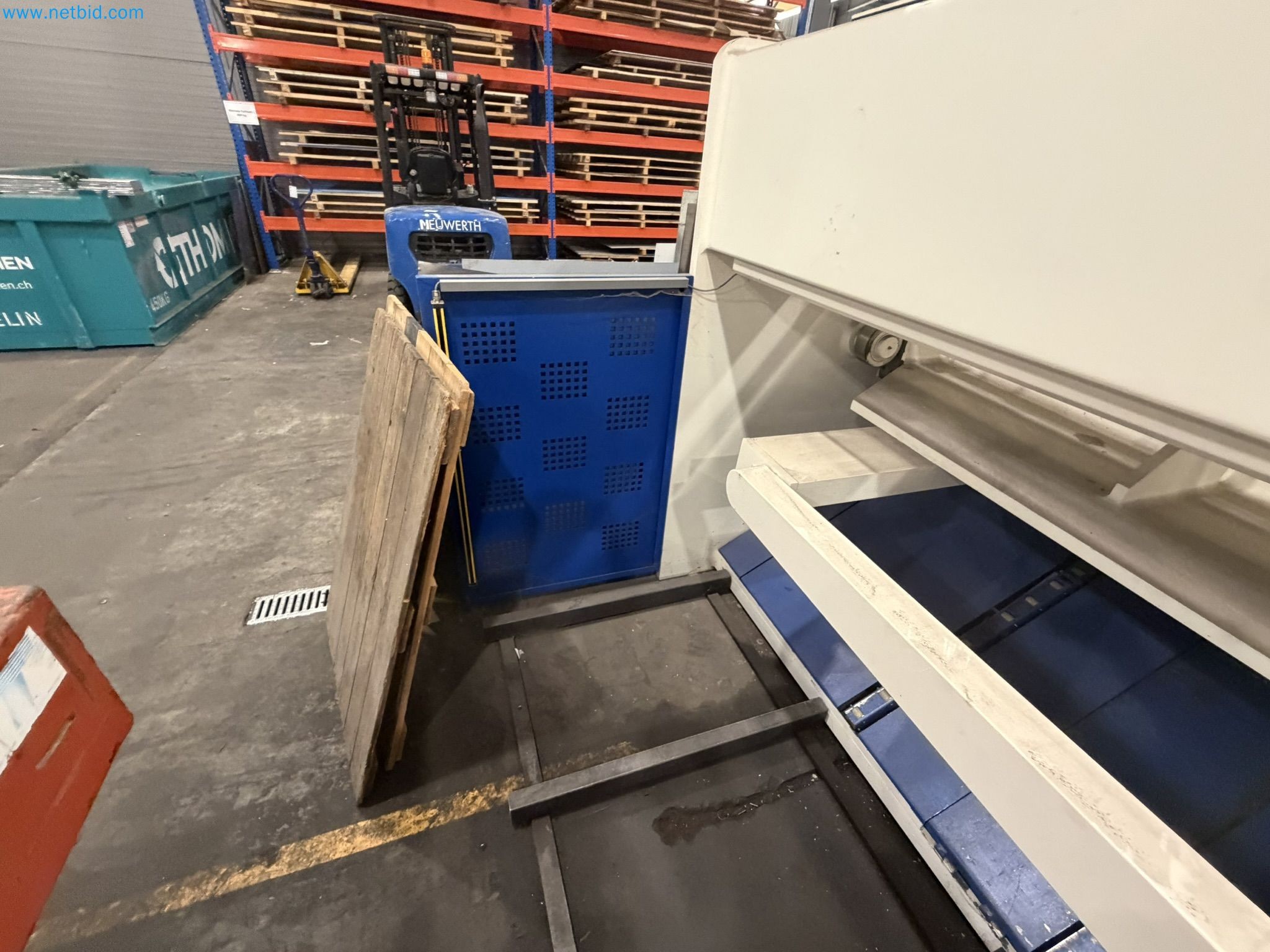 Machines for sheet metal and metalworking, laser cutting, and welding-12