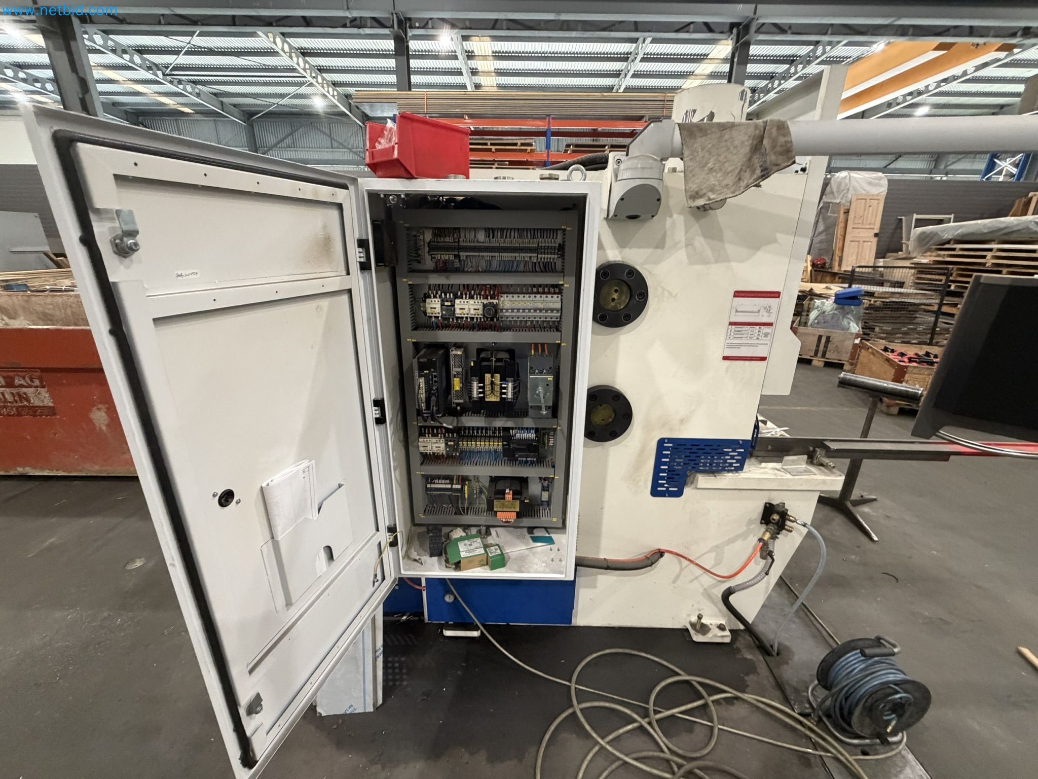 Machines for sheet metal and metalworking, laser cutting, and welding-4