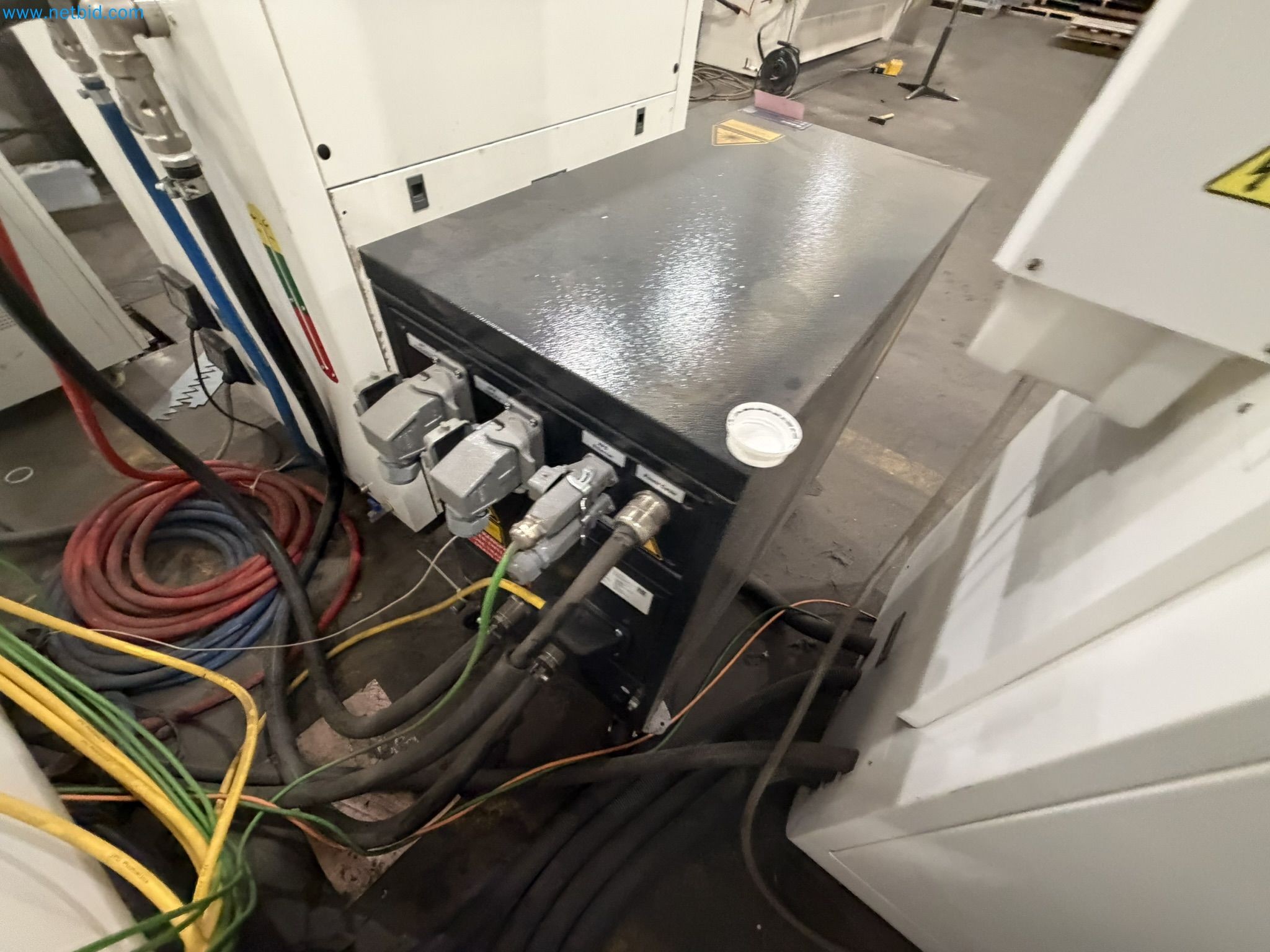 Machines for sheet metal and metalworking, laser cutting, and welding-19