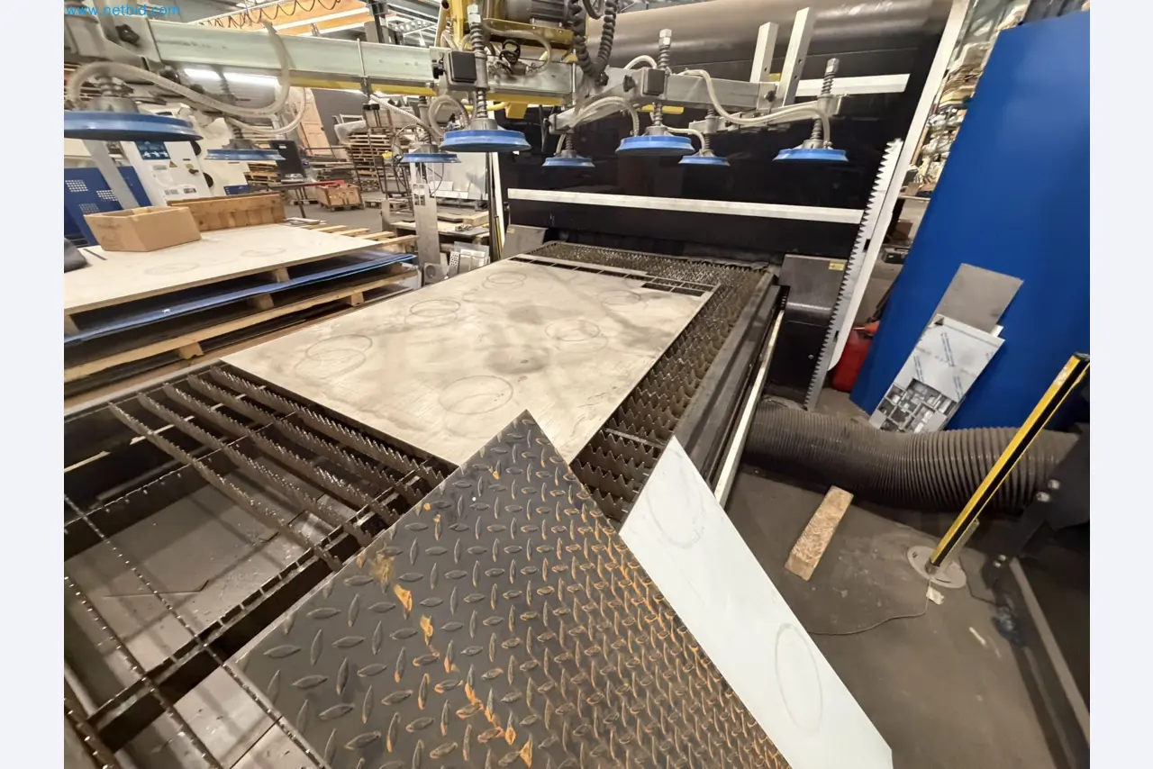 Machines for sheet metal and metalworking, laser cutting, and welding-33