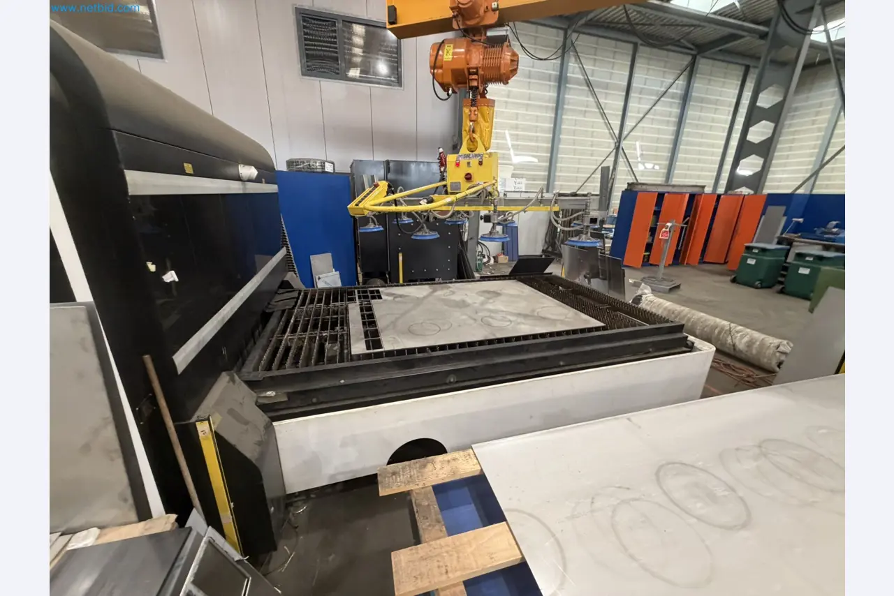 Machines for sheet metal and metalworking, laser cutting, and welding-35