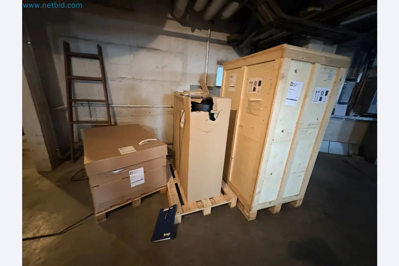 Complete compressed air system for industrial applications-60