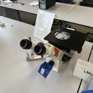 Brightfield microscope Zeiss Axiovert 25