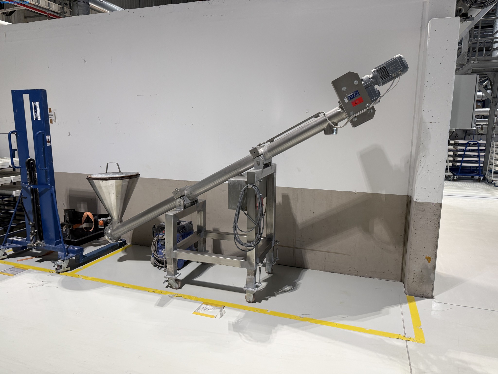 State-of-the-art production facilities for technical ceramics and PTC heating elements-1