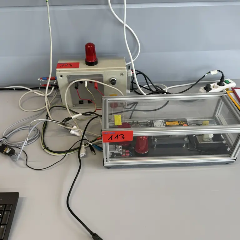 Test setup (LTP001); KT 15.82 IIP radiation pyrometer