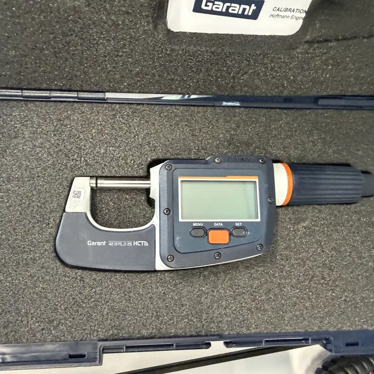 2 Clamp-type micrometers Garant 421676 0-25