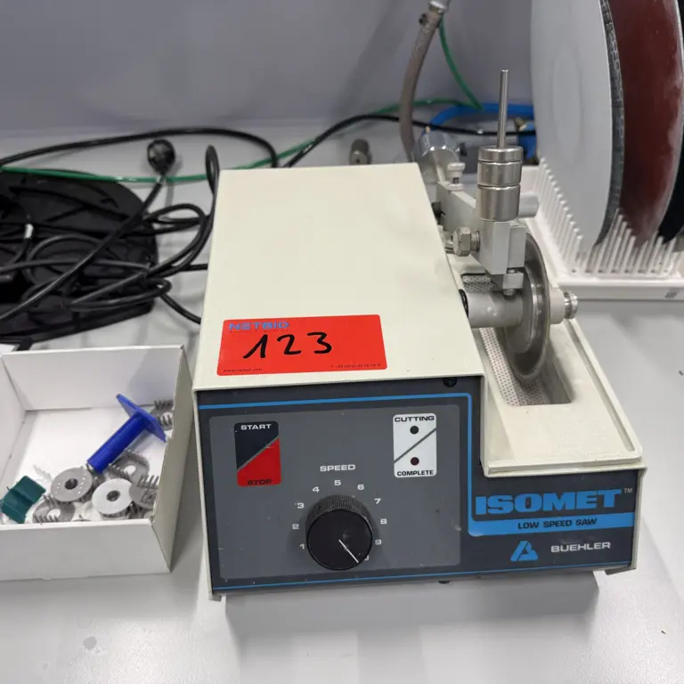 Sample Cutting Machine Buehler Isomet Low Speed Saw