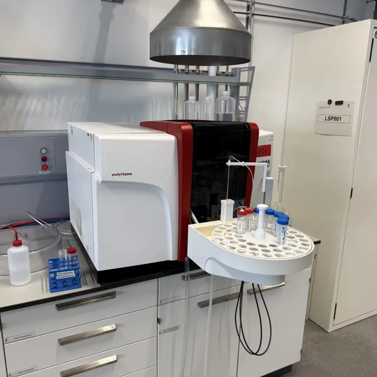 Absorption spectrometer Analytic Jena AAS Contraa 800F