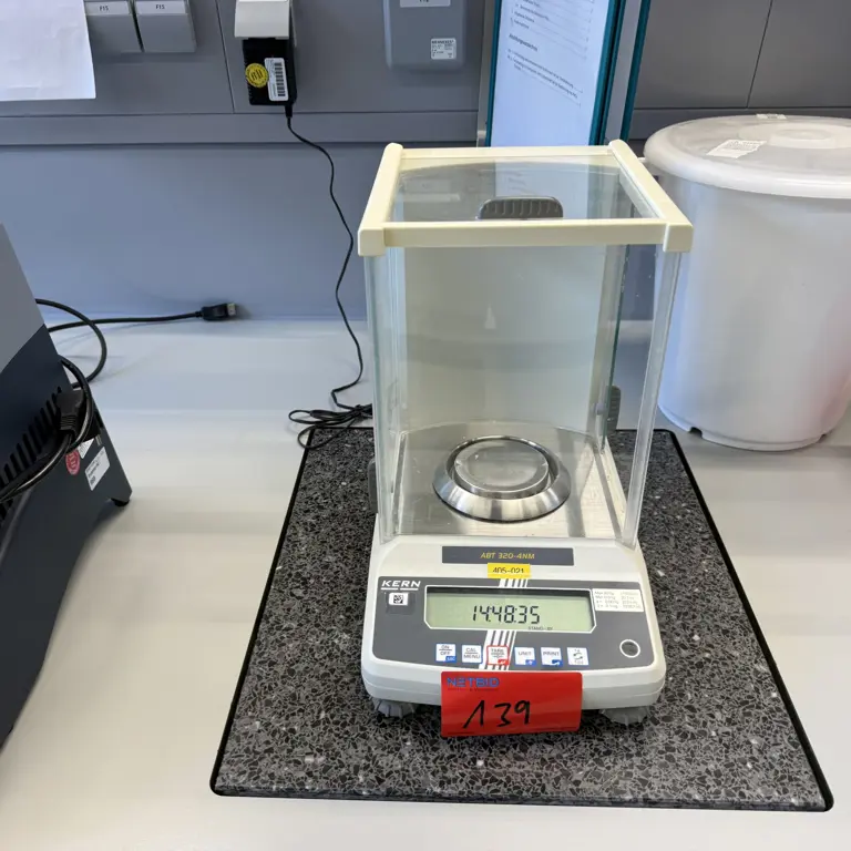 Precision Scale Kern BT 320-4NM