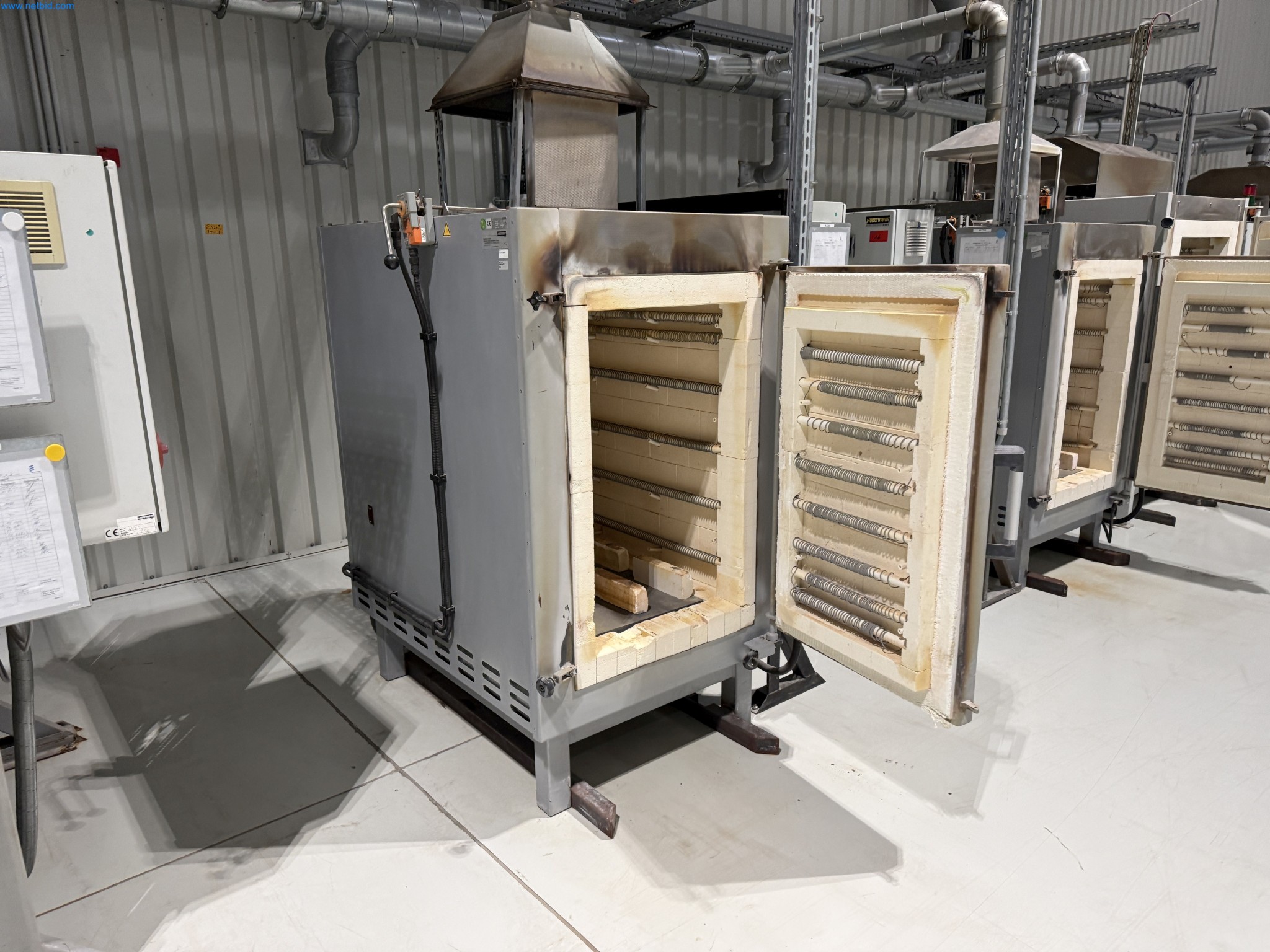 State-of-the-art production facilities for technical ceramics and PTC heating elements-1