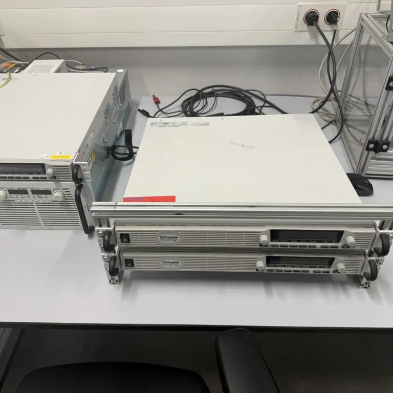 2 Voltage Sources TDK Lamda G500-10 0 - 500 V/0 - 10 A