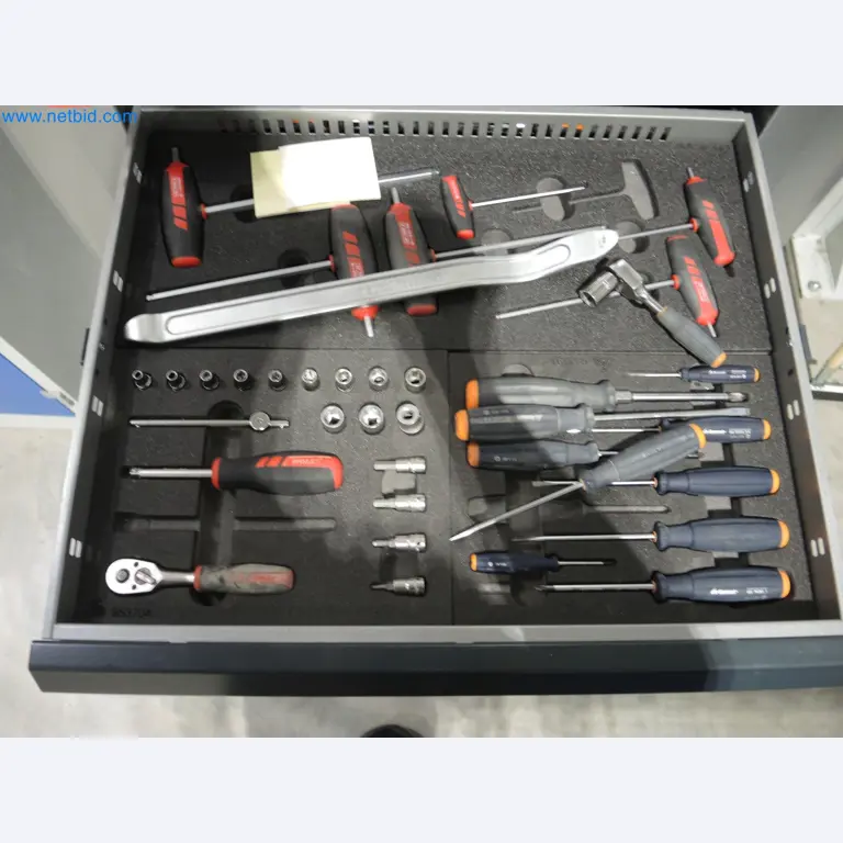 State-of-the-art production facilities for technical ceramics and PTC heating elements-5