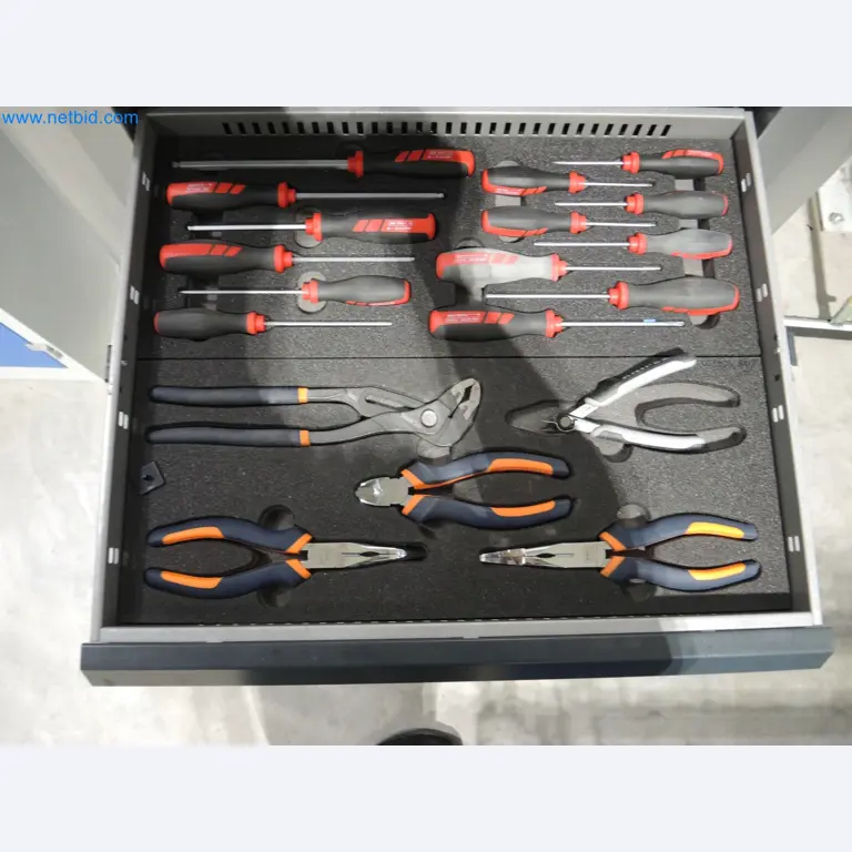 State-of-the-art production facilities for technical ceramics and PTC heating elements-6