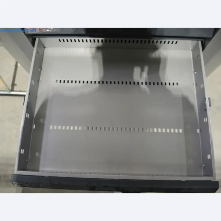 State-of-the-art production facilities for technical ceramics and PTC heating elements-6