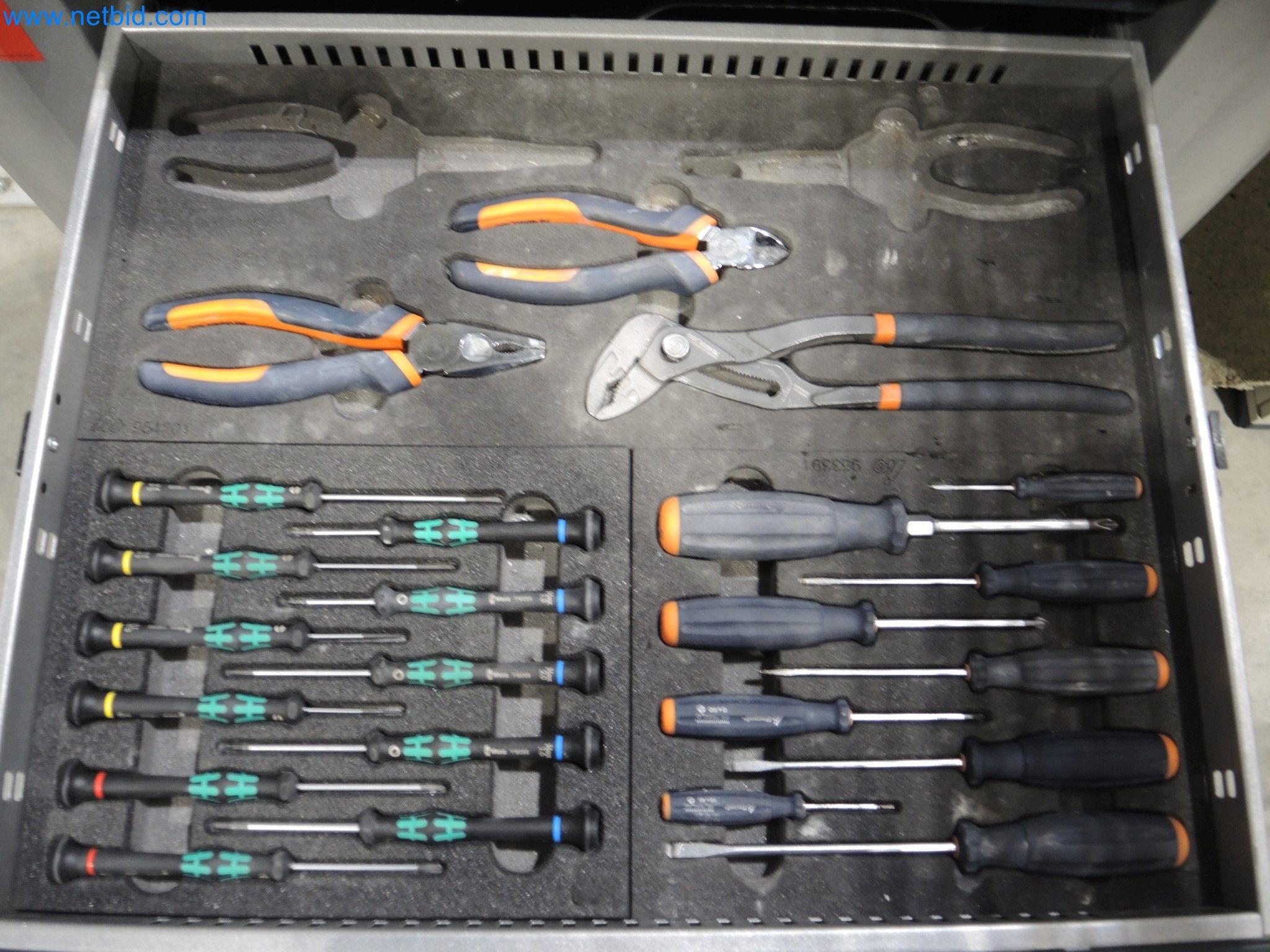State-of-the-art production facilities for technical ceramics and PTC heating elements-4