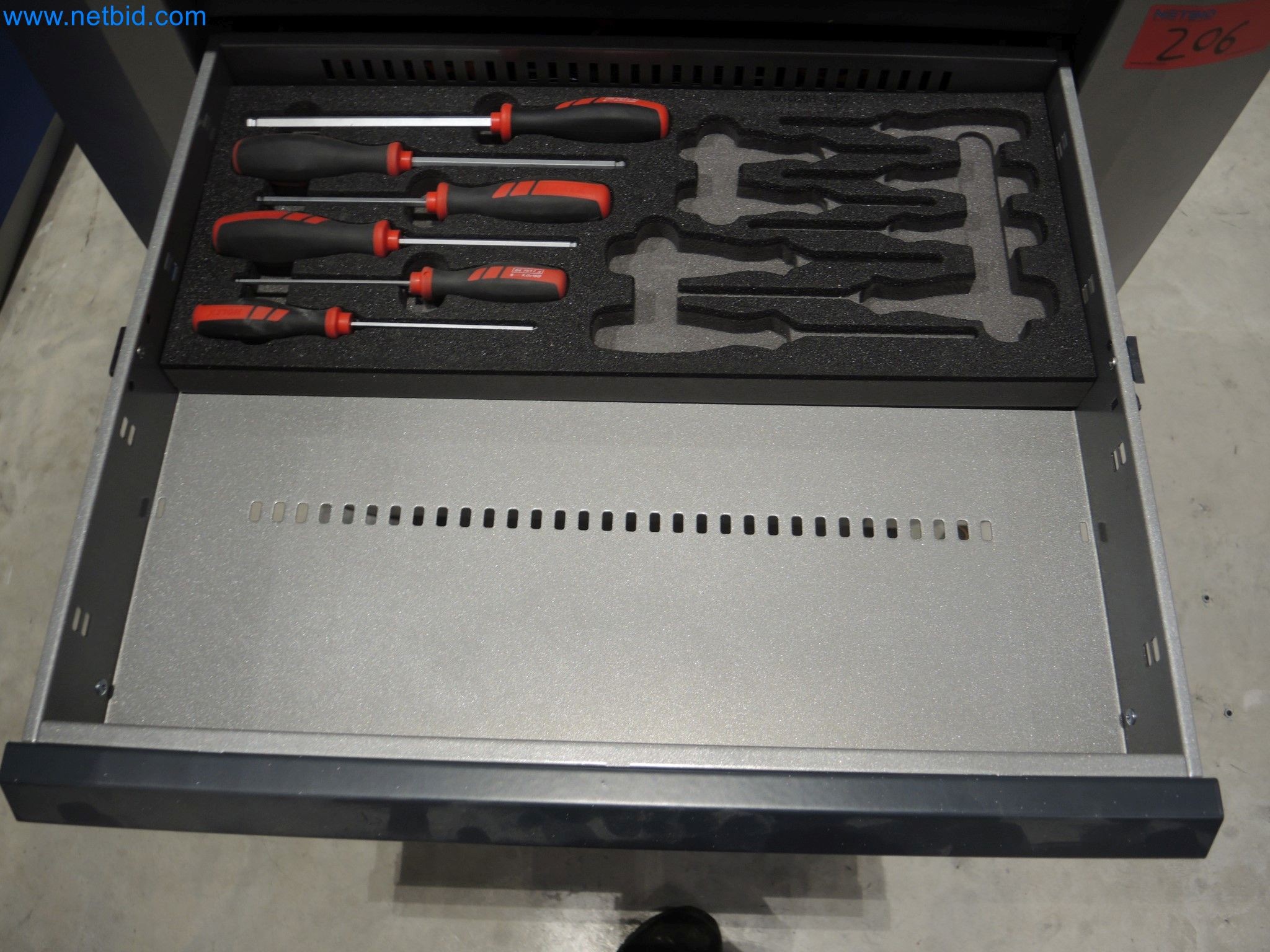State-of-the-art production facilities for technical ceramics and PTC heating elements-3