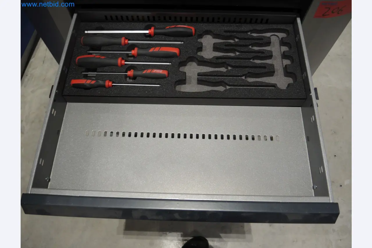 State-of-the-art production facilities for technical ceramics and PTC heating elements-3