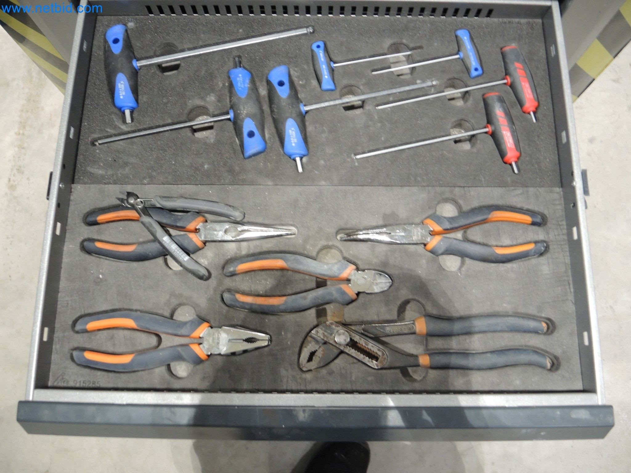 State-of-the-art production facilities for technical ceramics and PTC heating elements-5
