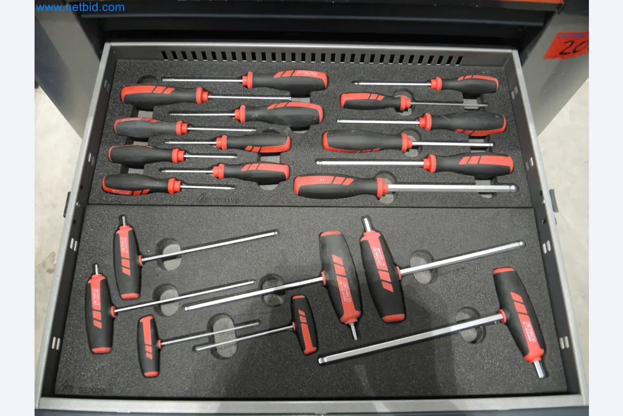 State-of-the-art production facilities for technical ceramics and PTC heating elements-4