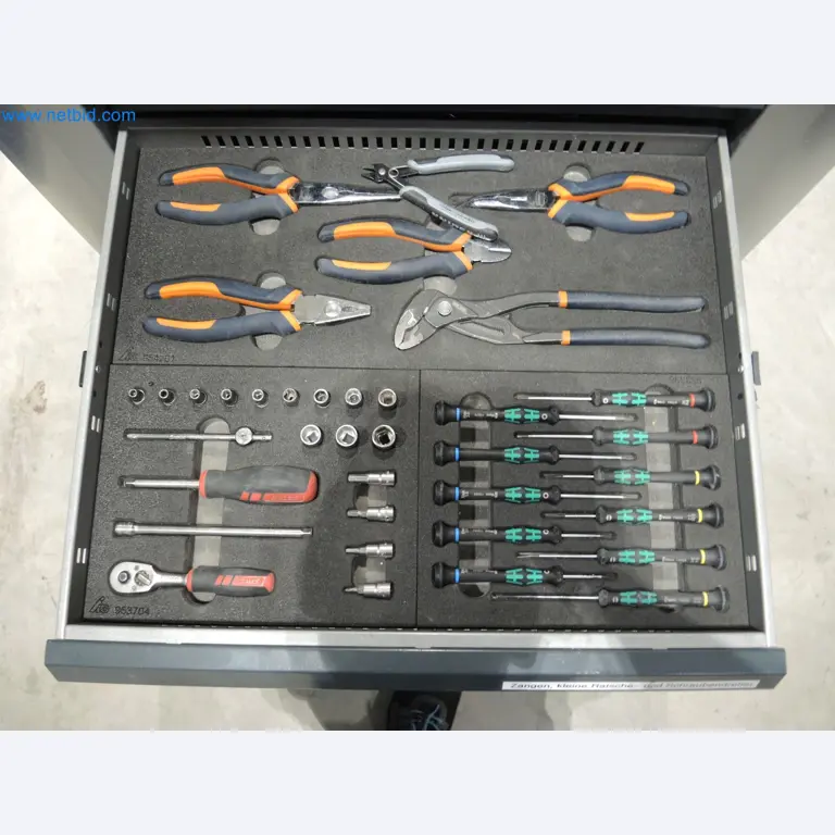 State-of-the-art production facilities for technical ceramics and PTC heating elements-5
