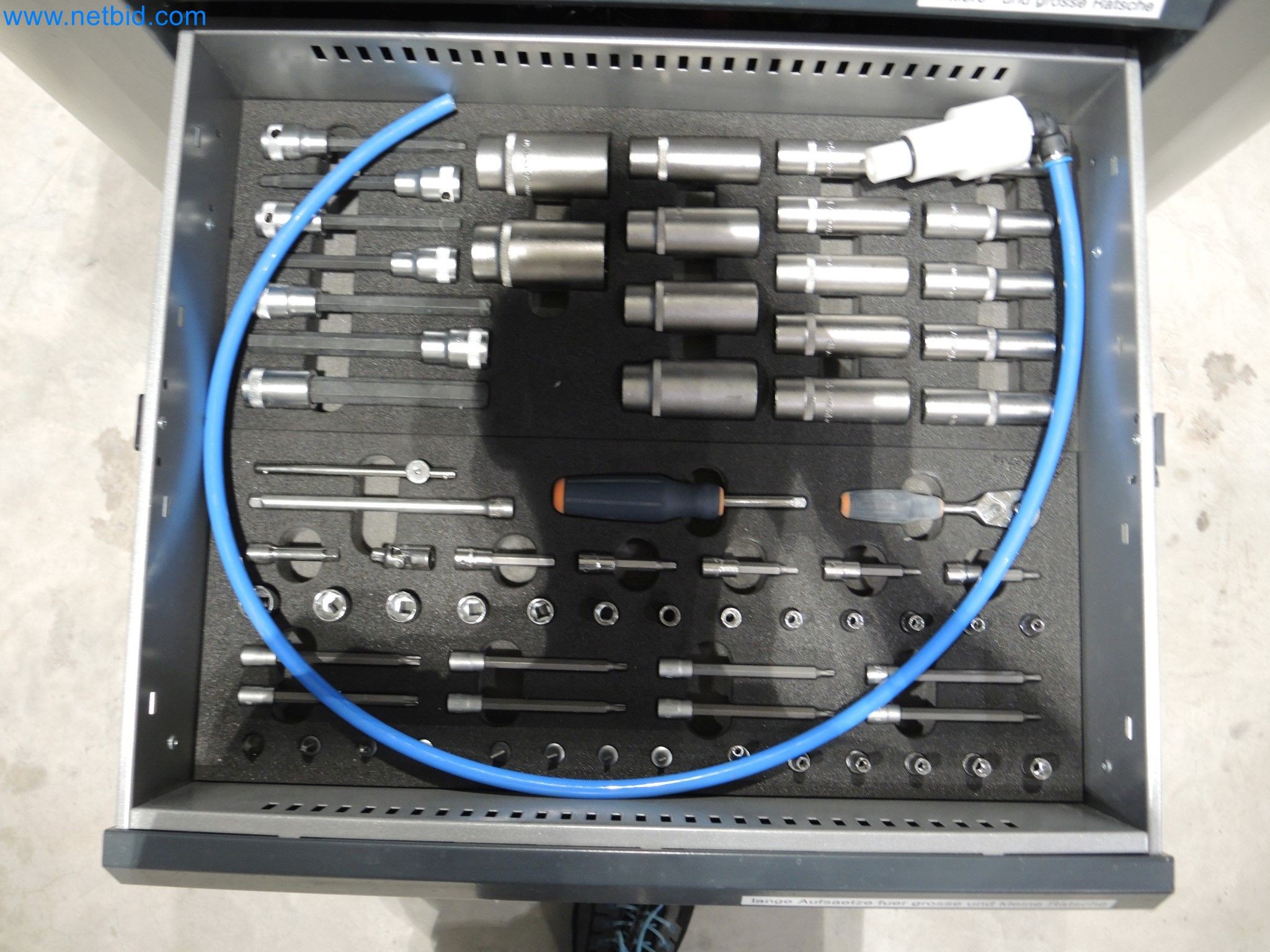 State-of-the-art production facilities for technical ceramics and PTC heating elements-8