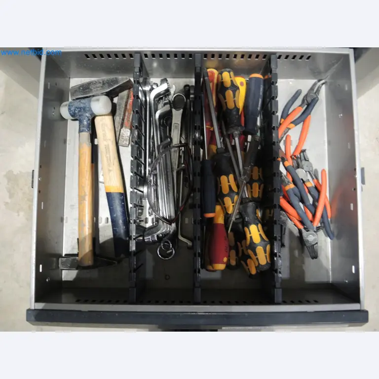 State-of-the-art production facilities for technical ceramics and PTC heating elements-9