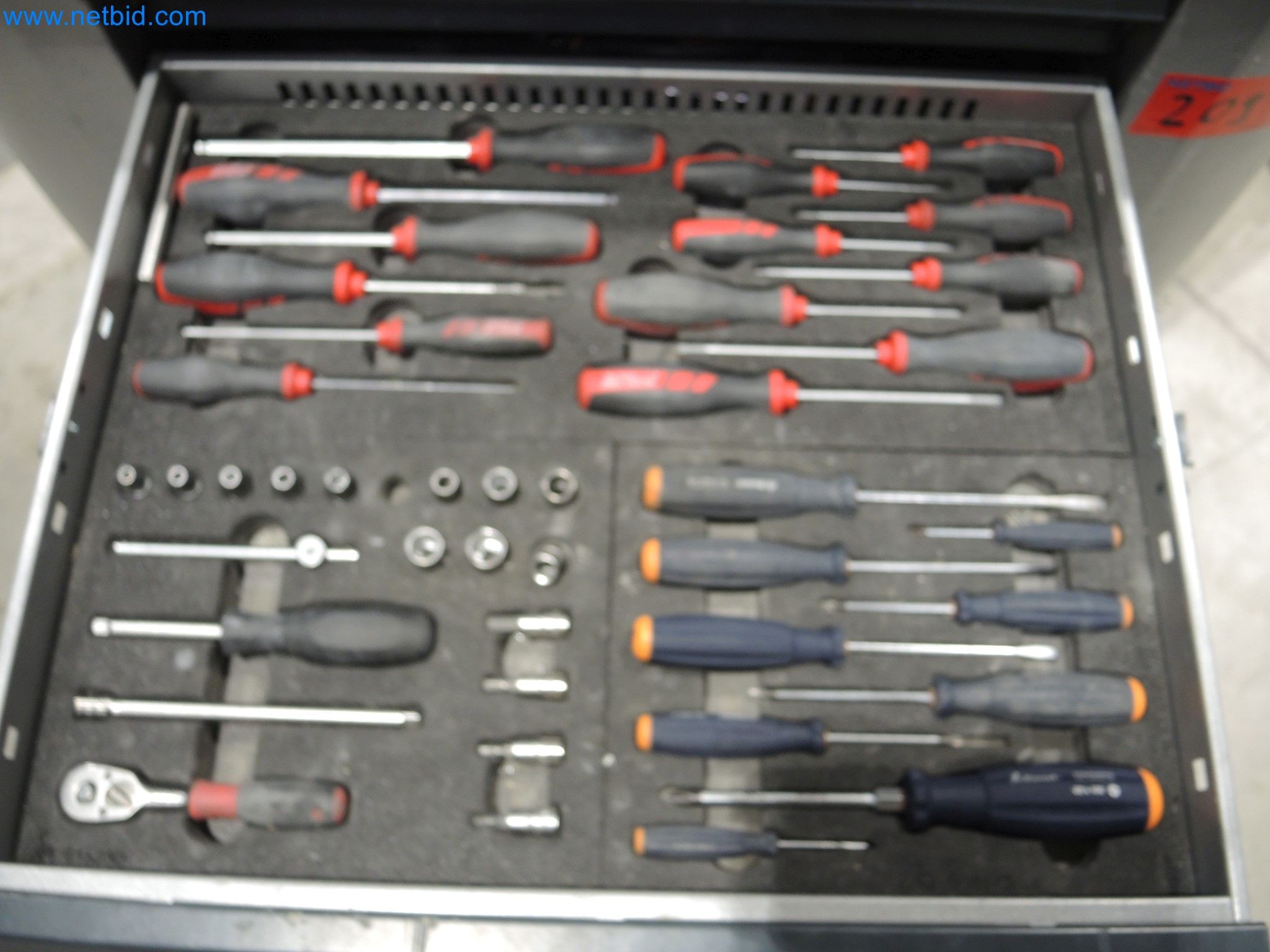 State-of-the-art production facilities for technical ceramics and PTC heating elements-4