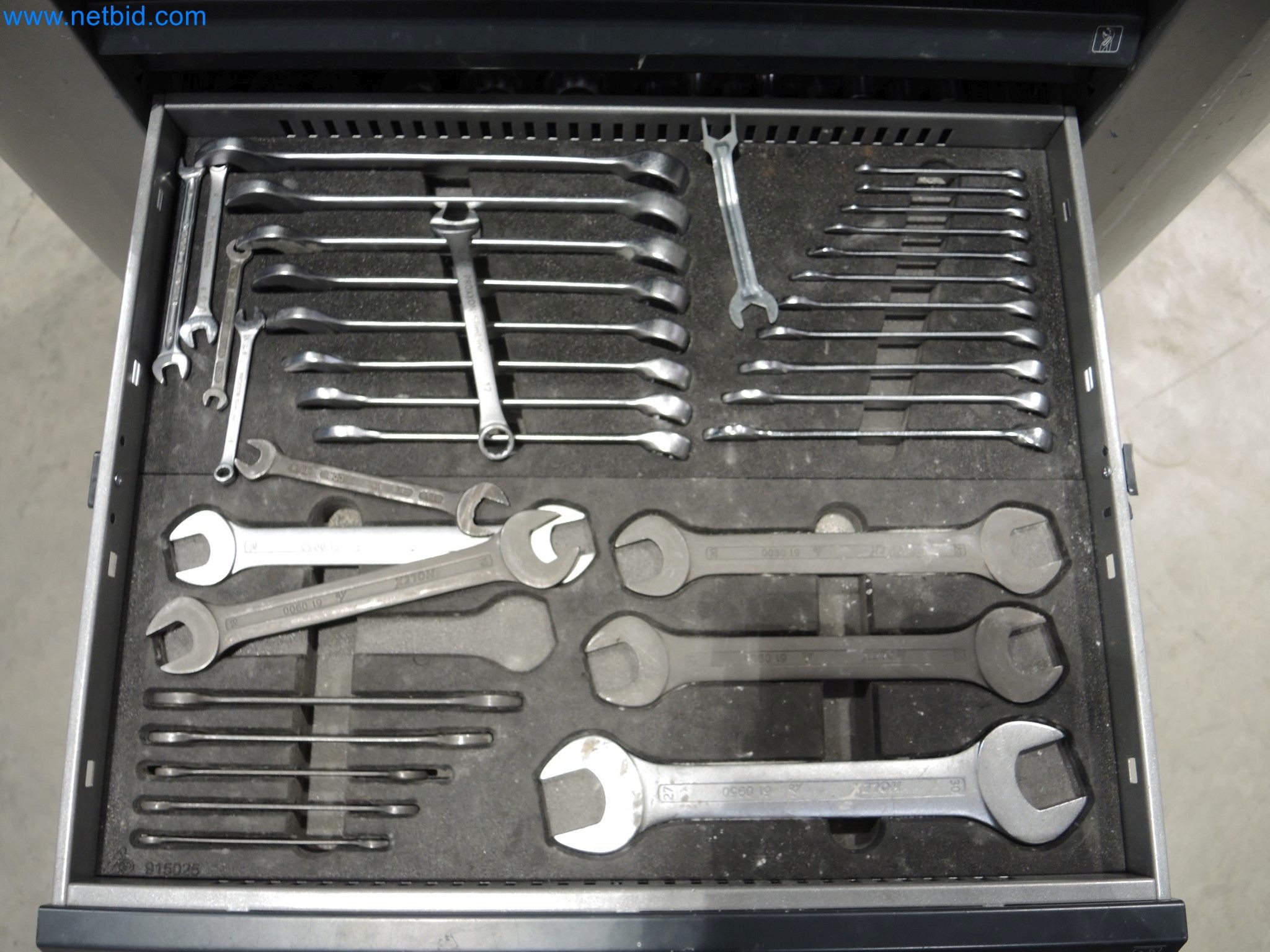 State-of-the-art production facilities for technical ceramics and PTC heating elements-6