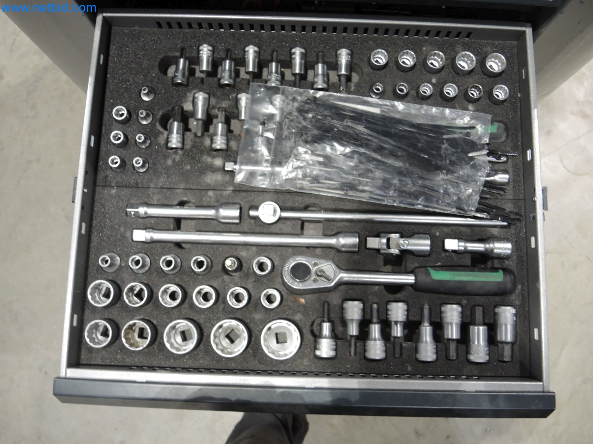 State-of-the-art production facilities for technical ceramics and PTC heating elements-7