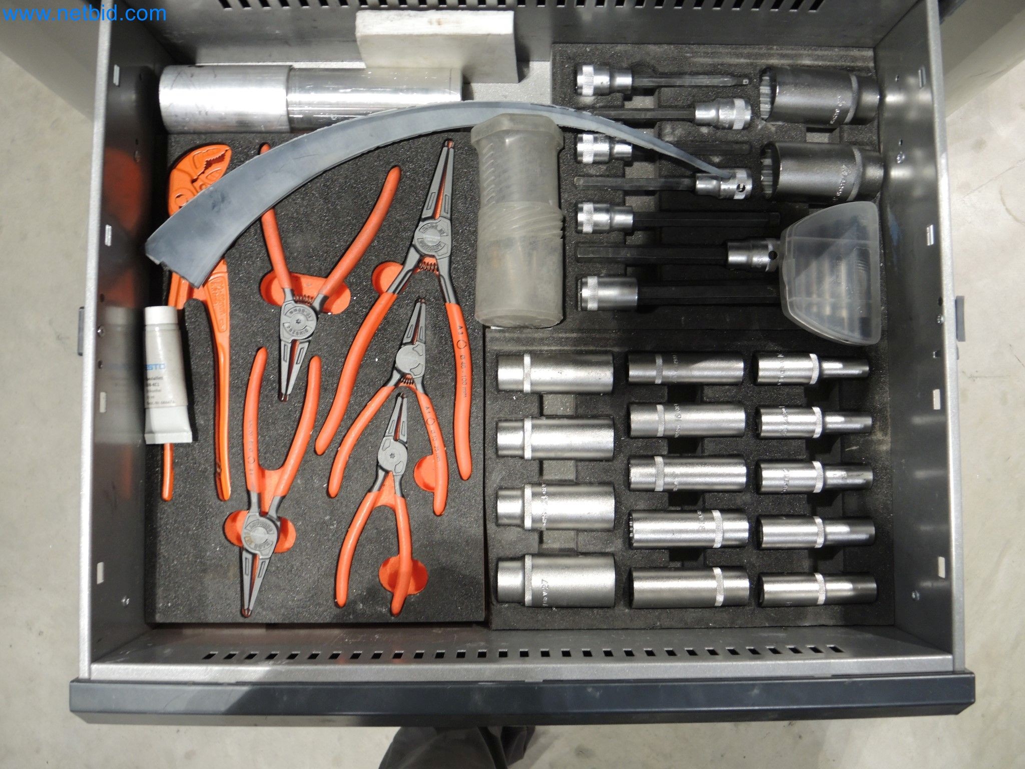 State-of-the-art production facilities for technical ceramics and PTC heating elements-8