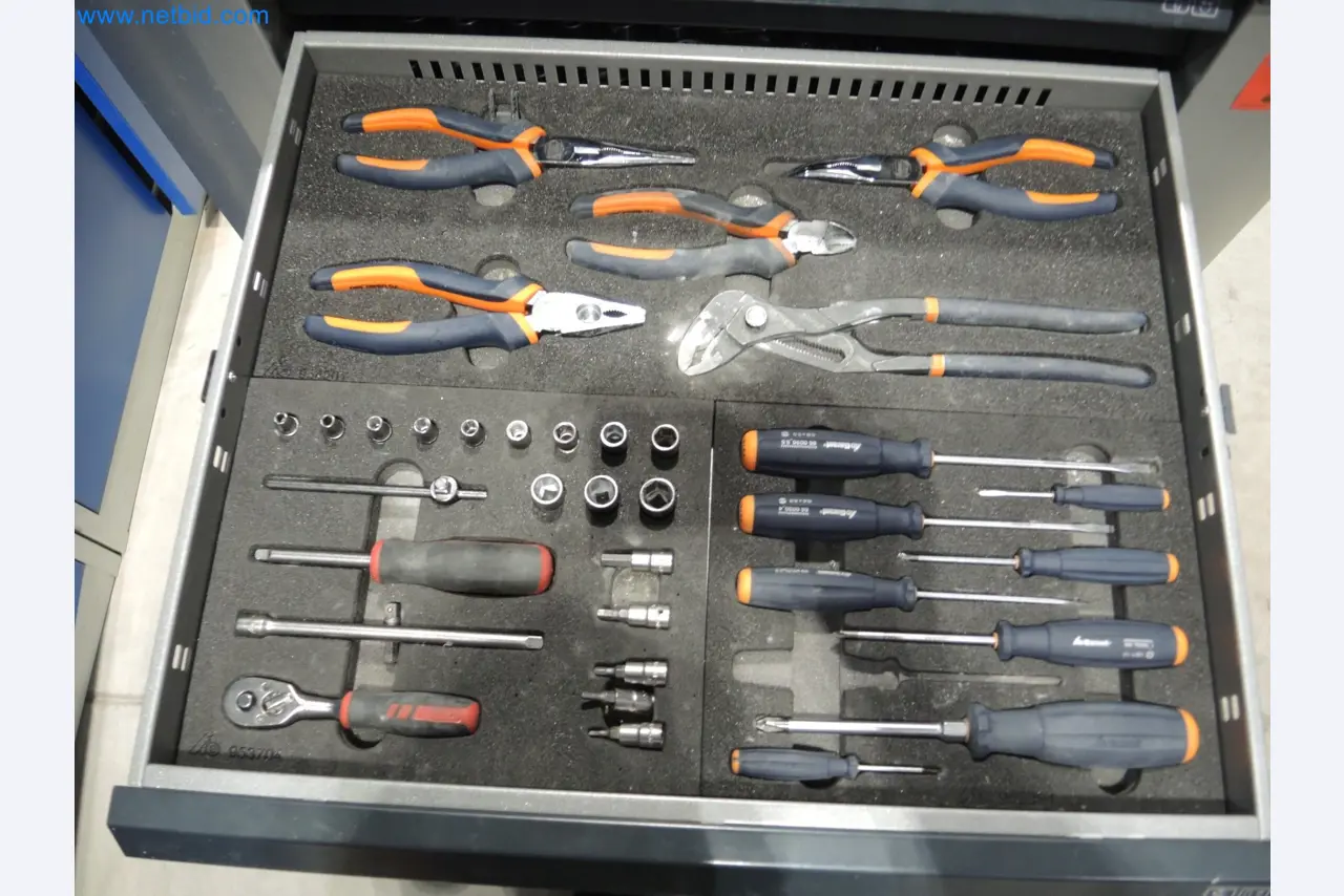State-of-the-art production facilities for technical ceramics and PTC heating elements-4