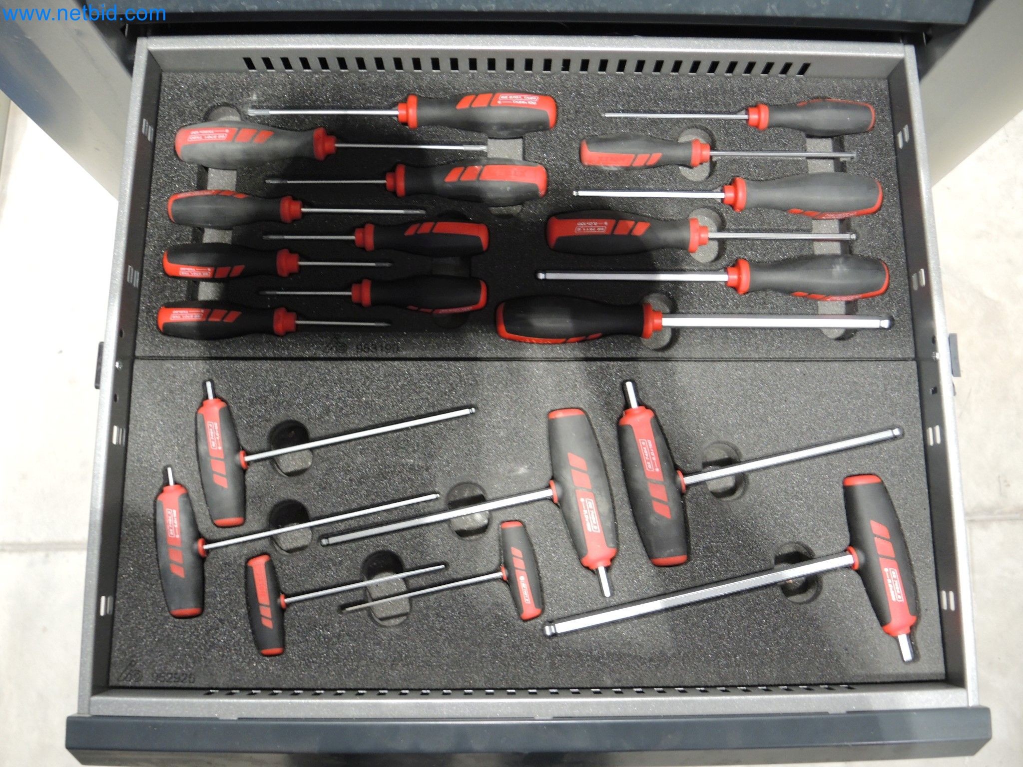State-of-the-art production facilities for technical ceramics and PTC heating elements-6