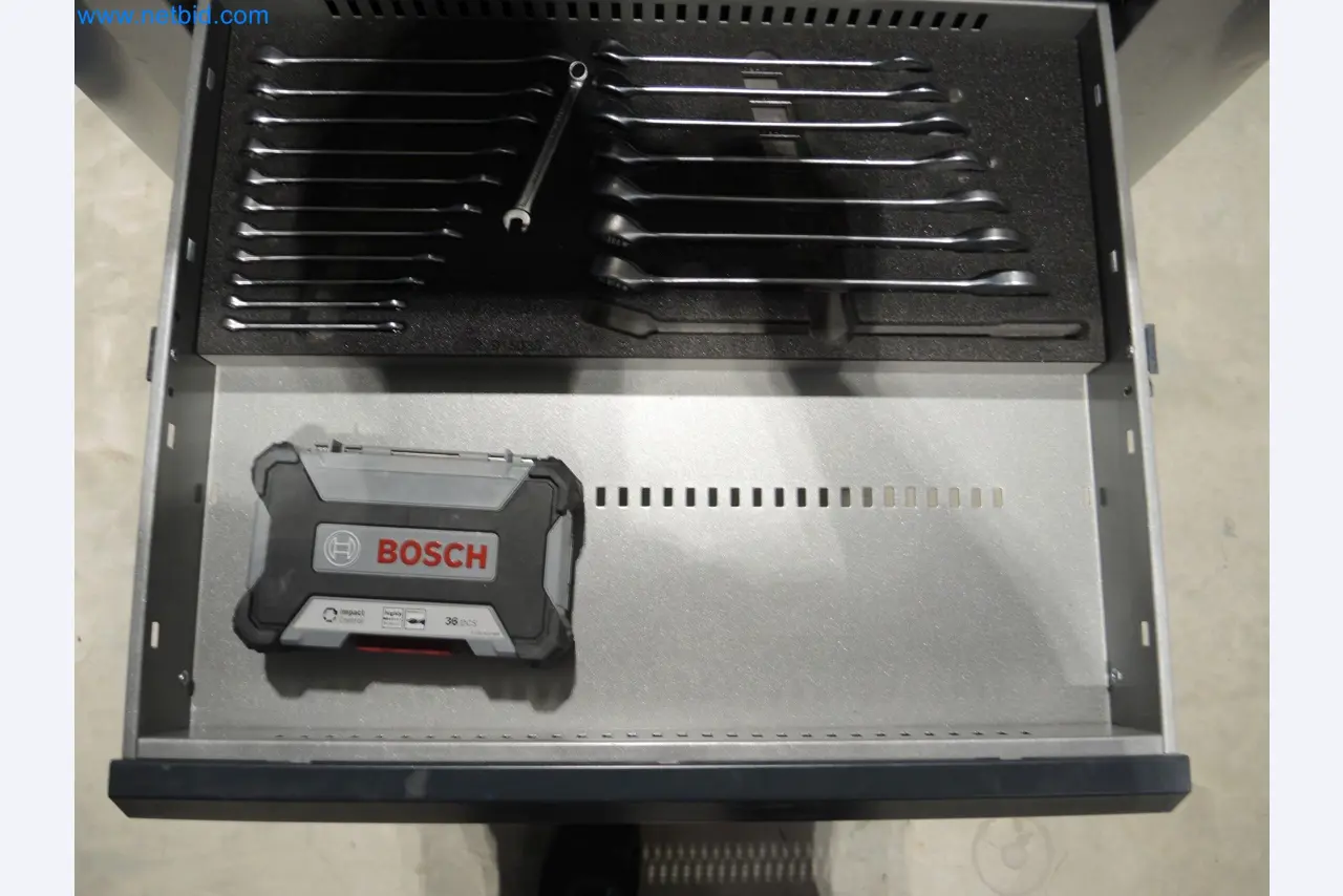 State-of-the-art production facilities for technical ceramics and PTC heating elements-6