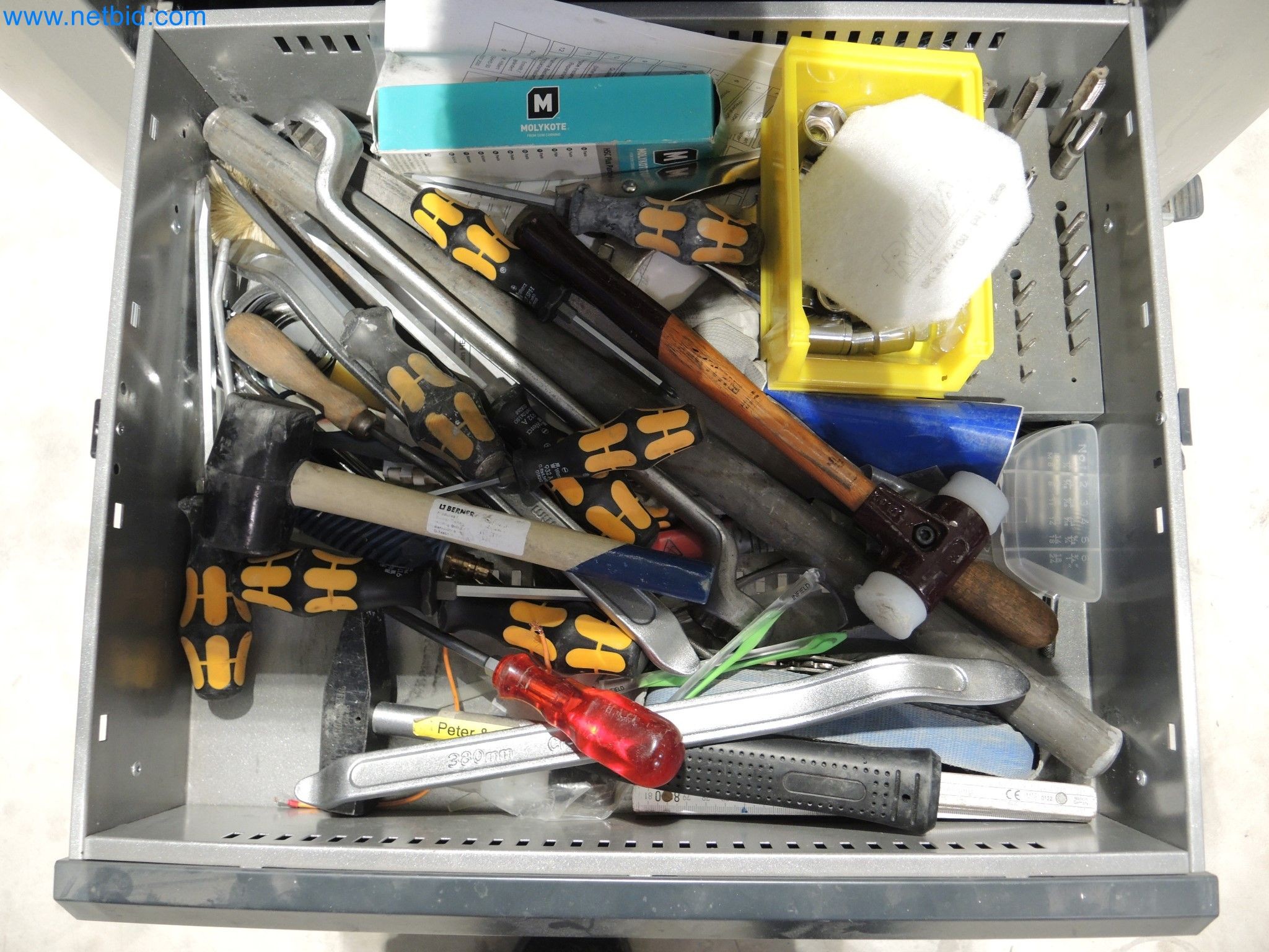 State-of-the-art production facilities for technical ceramics and PTC heating elements-9