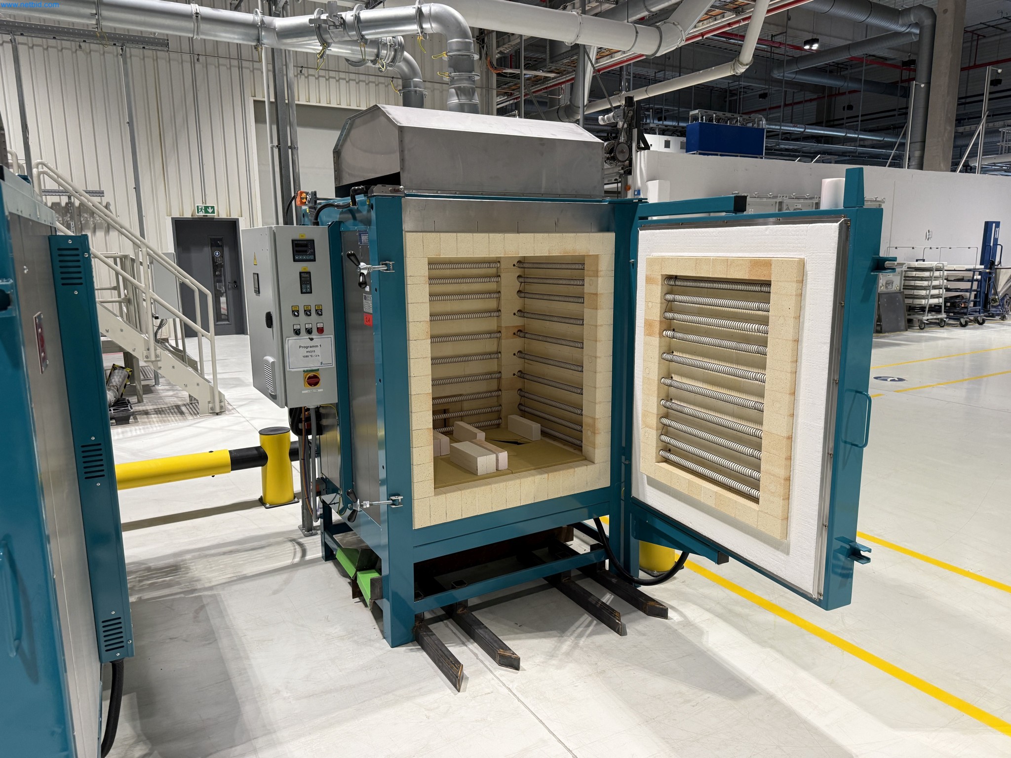 State-of-the-art production facilities for technical ceramics and PTC heating elements-1