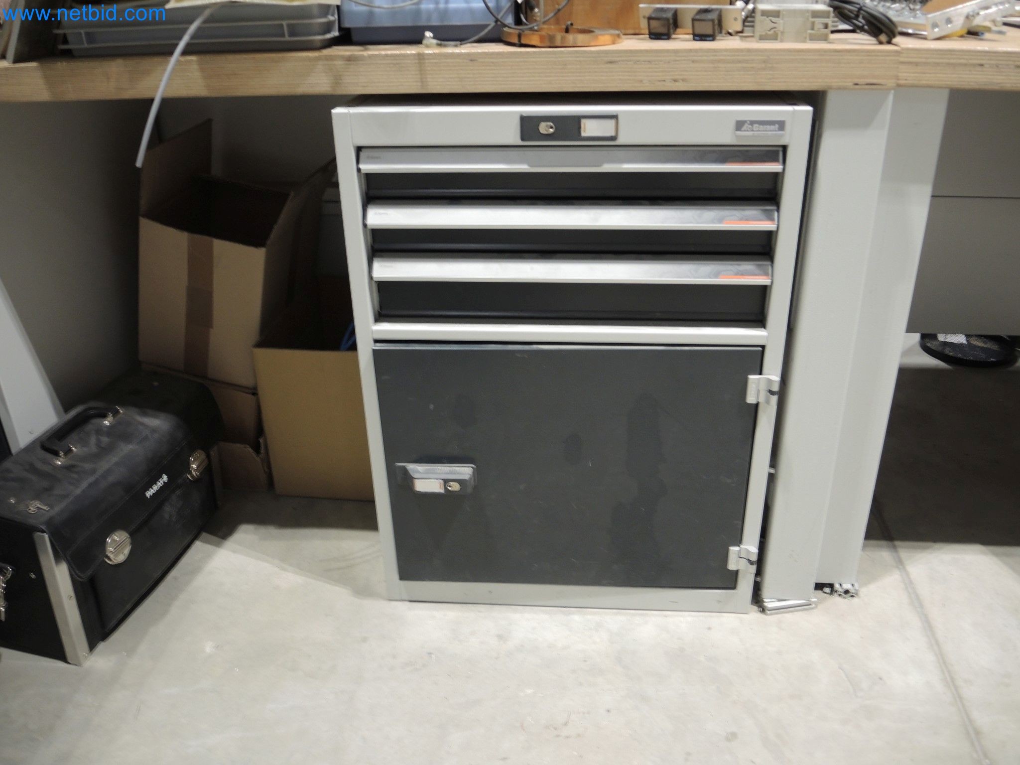 State-of-the-art production facilities for technical ceramics and PTC heating elements-7