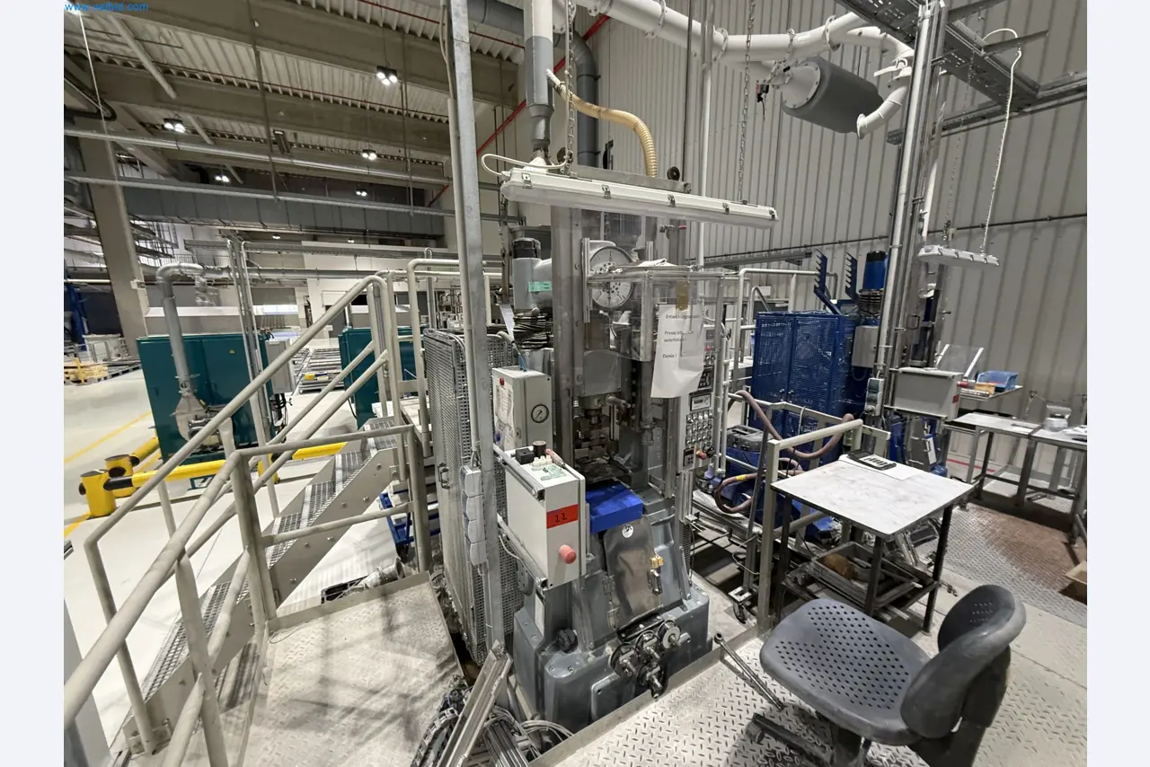 State-of-the-art production facilities for technical ceramics and PTC heating elements-1