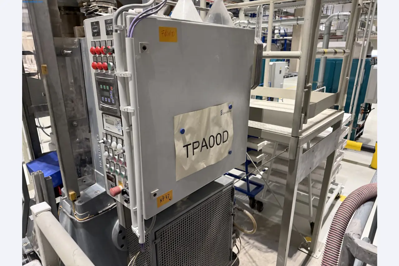 State-of-the-art production facilities for technical ceramics and PTC heating elements-6