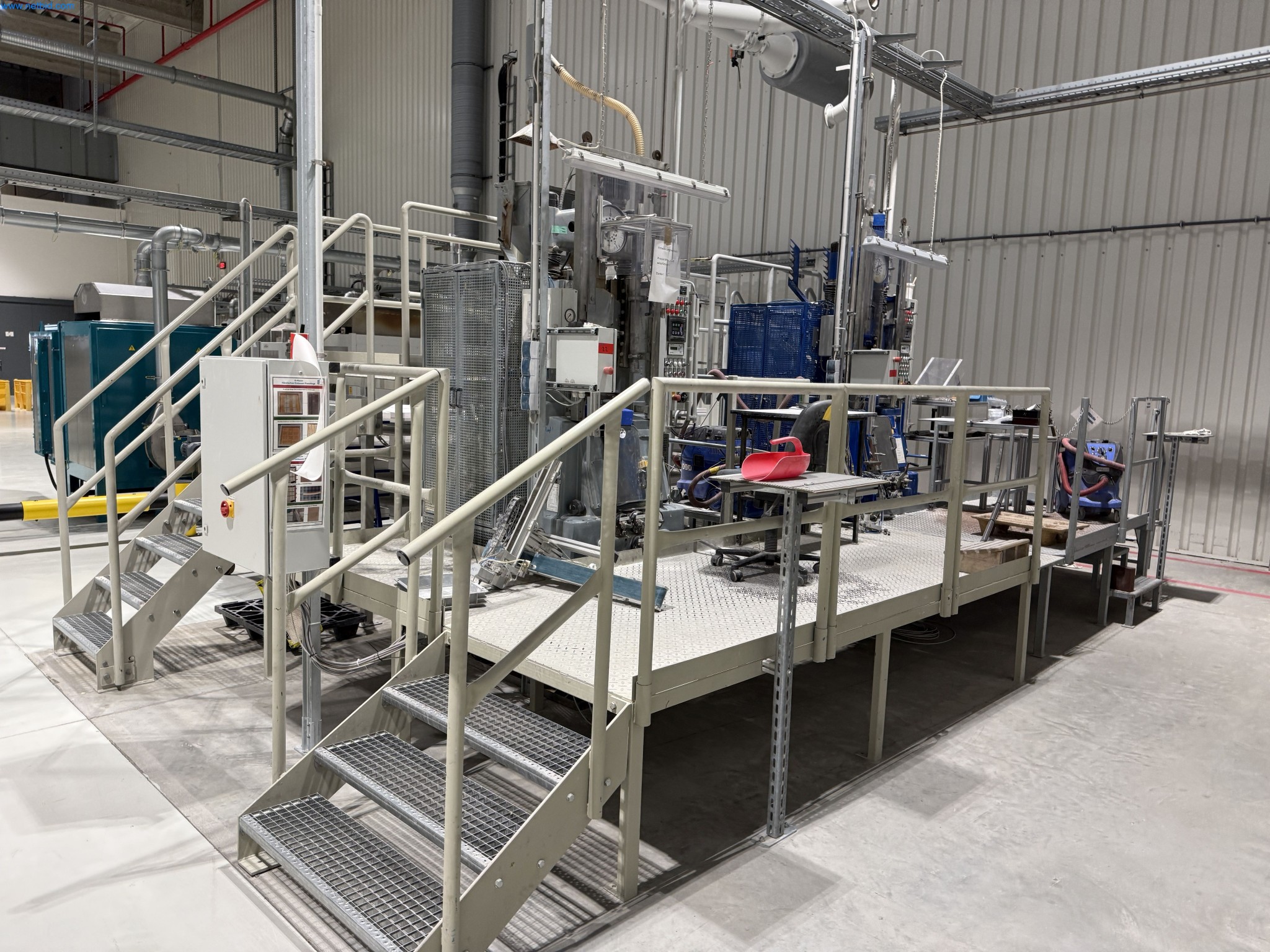 State-of-the-art production facilities for technical ceramics and PTC heating elements-9