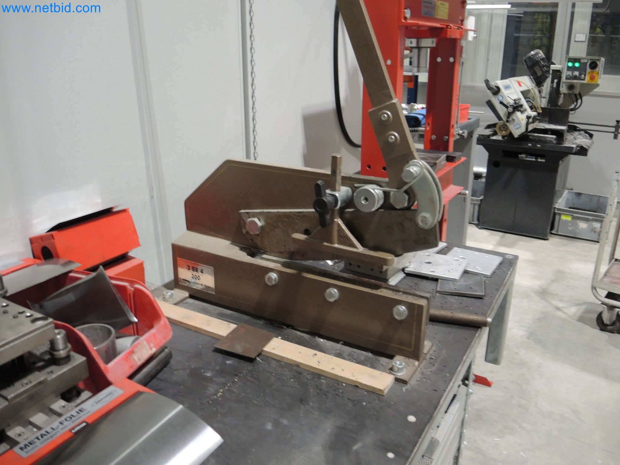 State-of-the-art production facilities for technical ceramics and PTC heating elements-2
